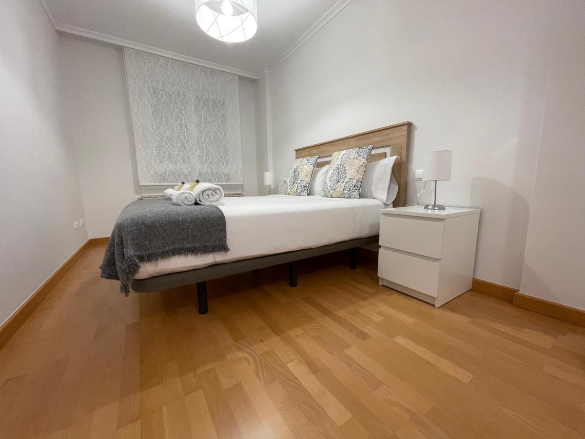 Апартаменти Oktheway Castelao Street Саррія Екстер'єр фото